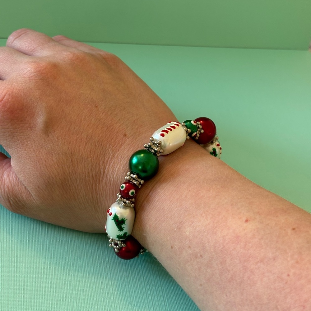 Beaded Christmas bracelet